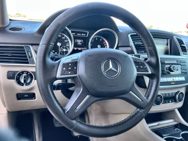 Thumbnail: 2013 Mercedes-Benz M-Class - 17