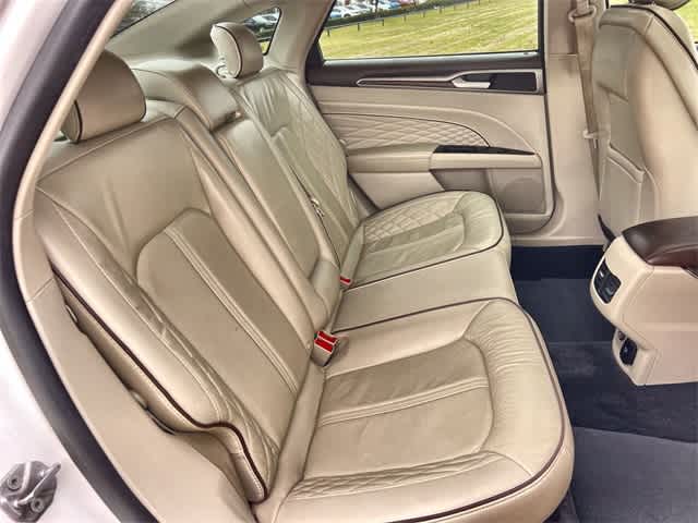 Thumbnail: 2017 Ford Fusion - 14