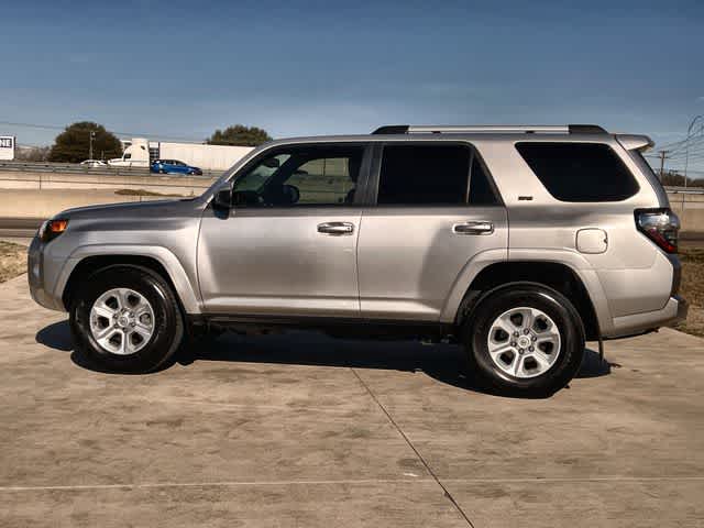 Thumbnail: 2022 Toyota 4Runner - 4