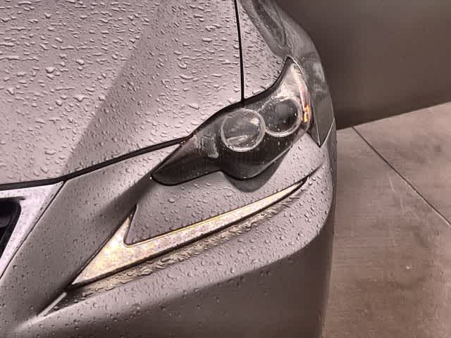 Thumbnail: 2015 Lexus IS - 24