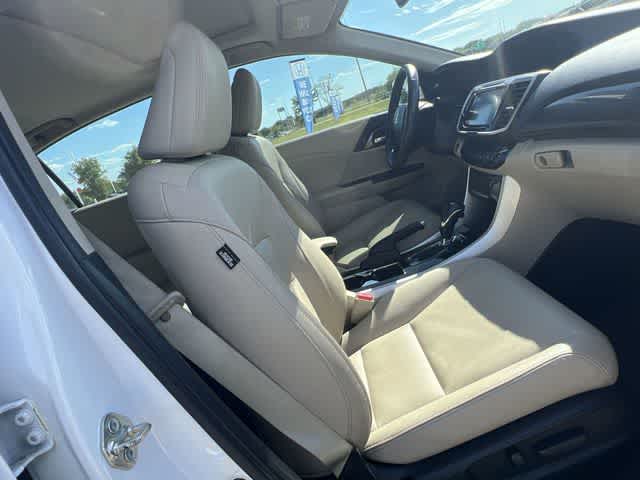 Thumbnail: 2016 Honda Accord - 12