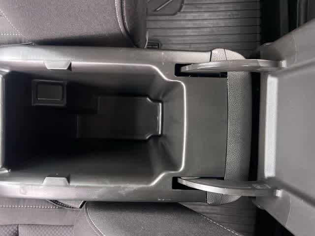 Thumbnail: 2021 Chevrolet Colorado - 27