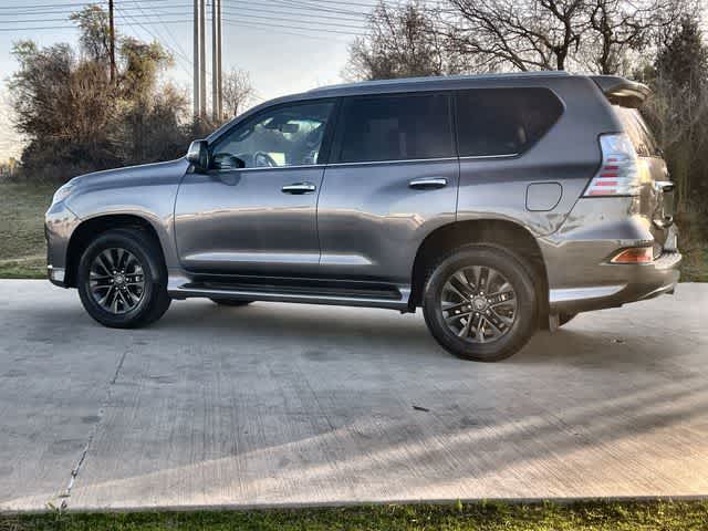 Thumbnail: 2022 Lexus GX - 4