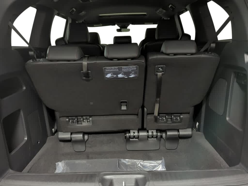 Thumbnail: 2026 Honda Odyssey - 21