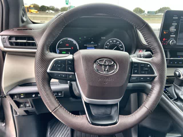 Thumbnail: 2024 Toyota Sienna - 17