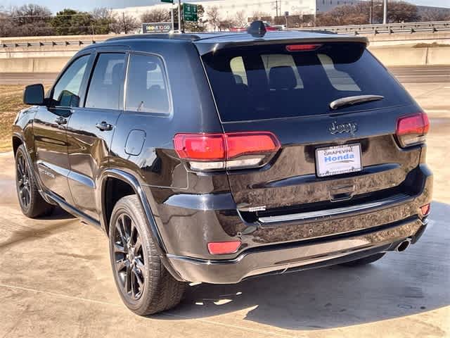 Thumbnail: 2018 Jeep Grand Cherokee - 5
