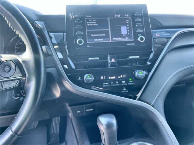 Thumbnail: 2022 Toyota Camry - 18