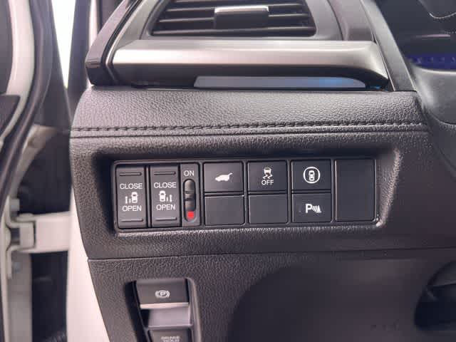 Thumbnail: 2023 Honda Odyssey - 29