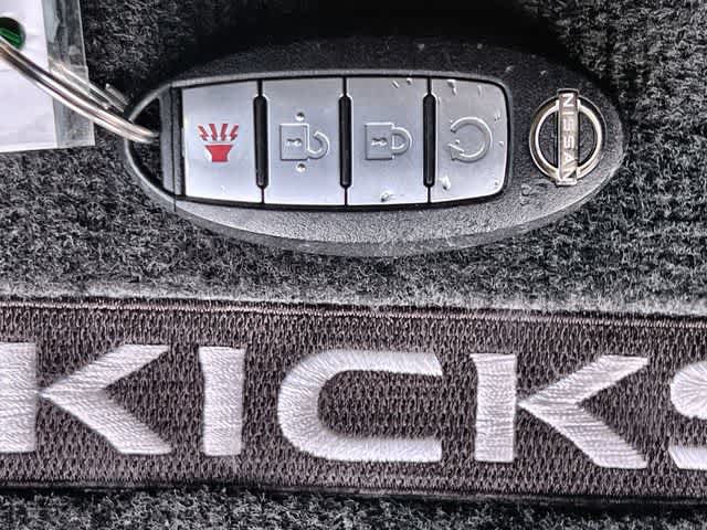 Thumbnail: 2022 Nissan Kicks - 21