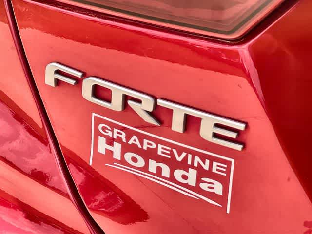 Thumbnail: 2022 Kia Forte - 7