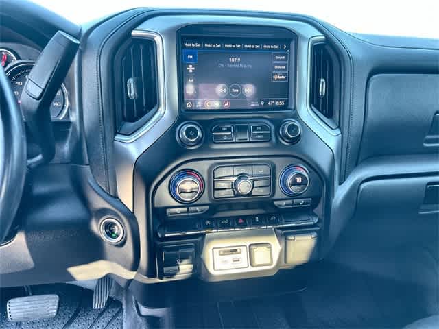 Thumbnail: 2019 Chevrolet Silverado 1500 - 18