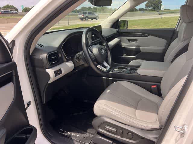 Thumbnail: 2023 Honda Pilot - 3