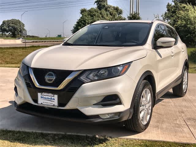 Thumbnail: 2022 Nissan Rogue Sport - 2