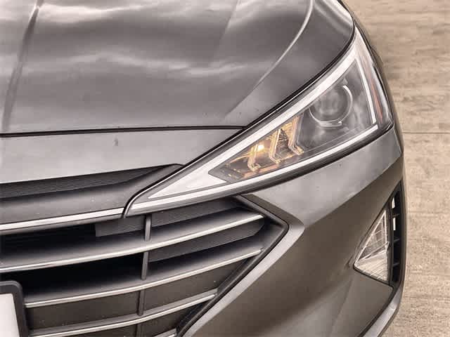 Thumbnail: 2019 Hyundai Elantra - 24