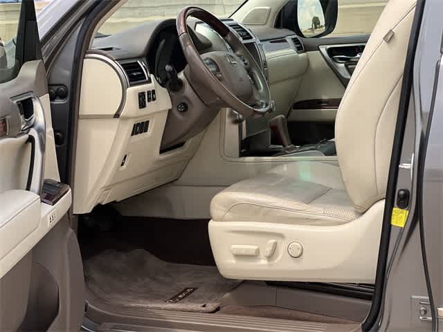 Thumbnail: 2013 Lexus GX - 3