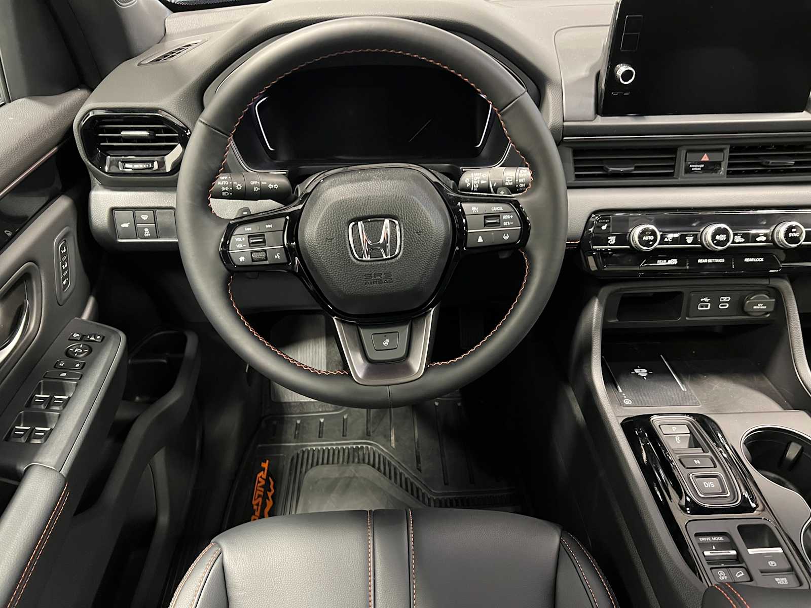 Thumbnail: 2025 Honda Pilot - 14