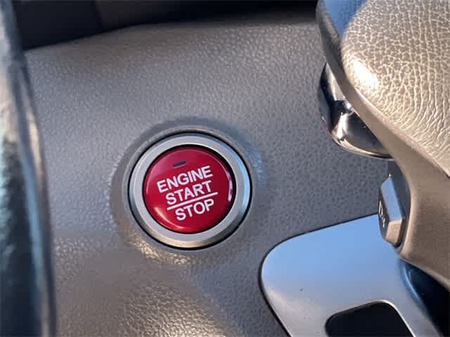 Thumbnail: 2015 Honda Odyssey - 28