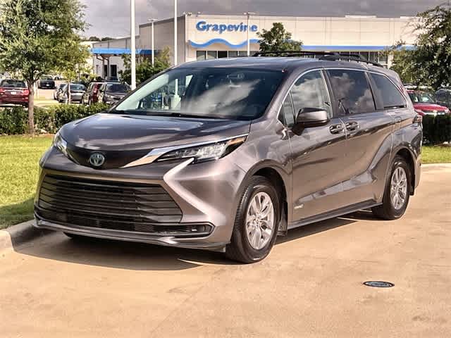Thumbnail: 2021 Toyota Sienna - 1