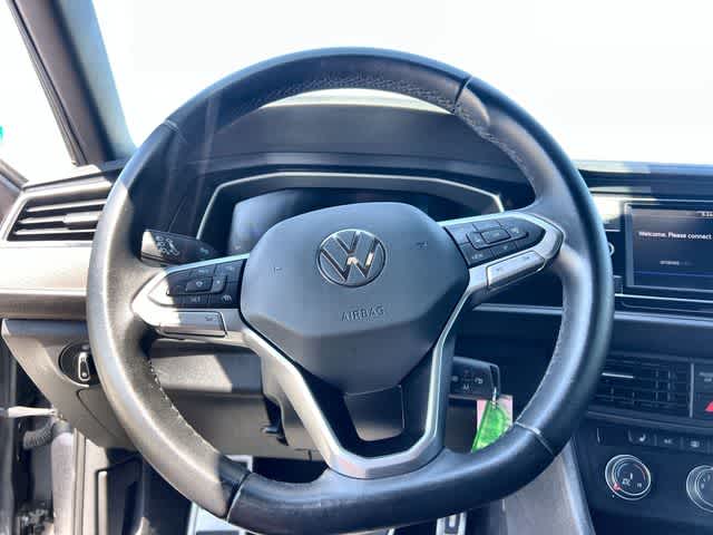 Thumbnail: 2024 Volkswagen Jetta - 17