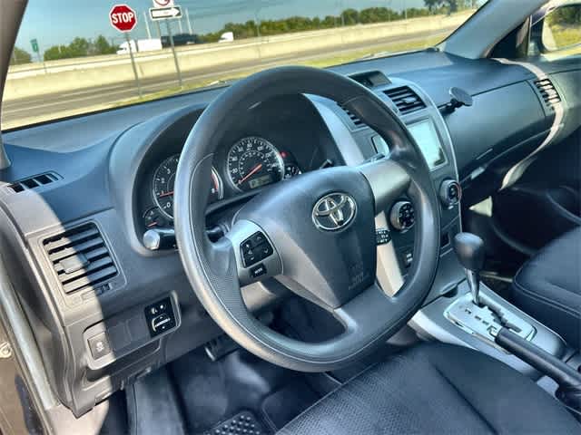 Thumbnail: 2012 Toyota Corolla - 15