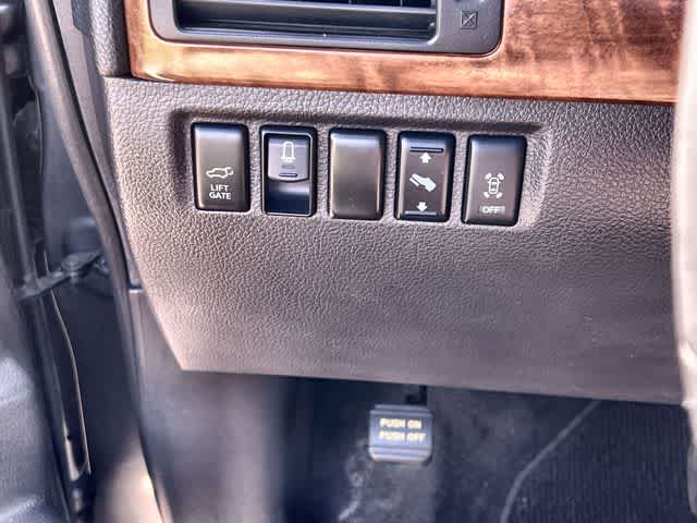 Thumbnail: 2015 Nissan Armada - 29