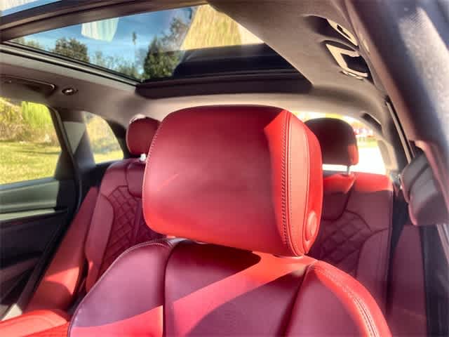 Thumbnail: 2024 Audi SQ5 - 25