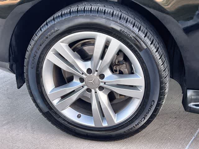 Thumbnail: 2013 Mercedes-Benz M-Class - 9