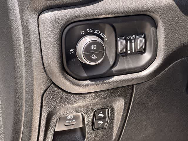 Thumbnail: 2021 RAM 1500 - 29