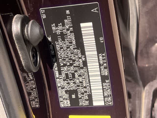 Thumbnail: 2013 Toyota Highlander - 22