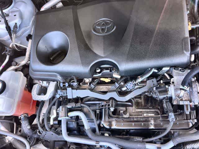 Thumbnail: 2022 Toyota RAV4 - 10