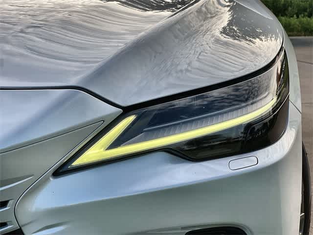 Thumbnail: 2023 Lexus RX - 24