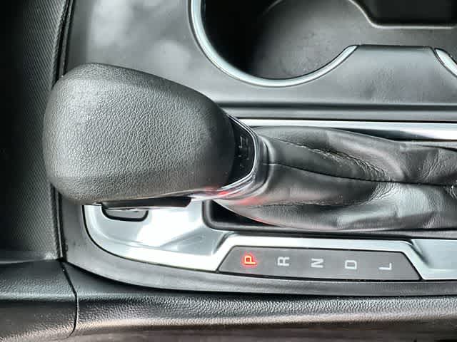 Thumbnail: 2022 Chevrolet Equinox - 16