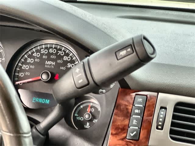 Thumbnail: 2014 Chevrolet Suburban - 16