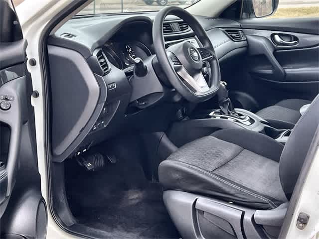 Thumbnail: 2017 Nissan Rogue - 3