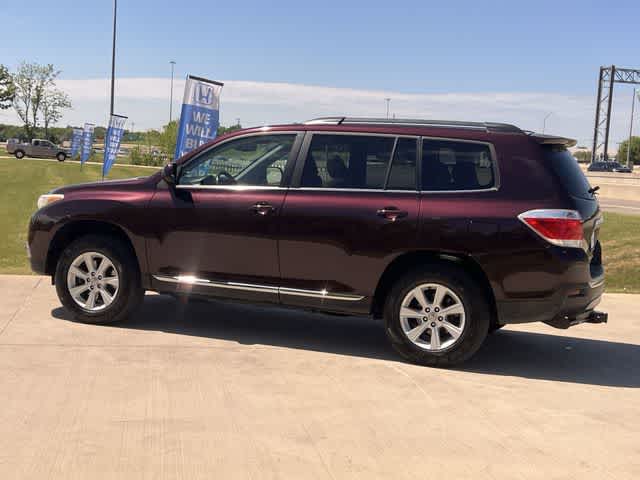 Thumbnail: 2013 Toyota Highlander - 4