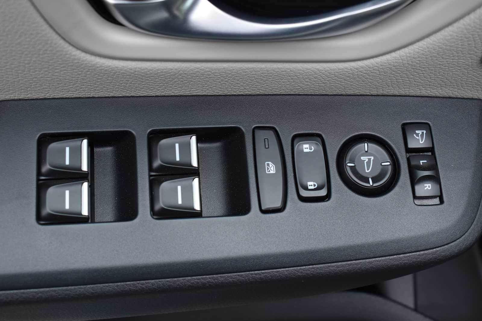 Thumbnail: 2026 Honda Passport - 14