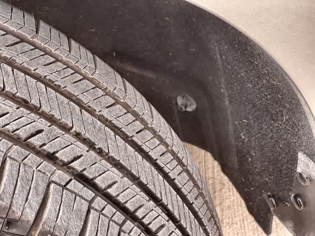 Thumbnail: 2024 Ford Edge - 23