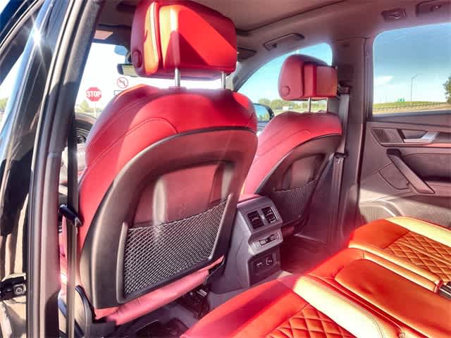 Thumbnail: 2024 Audi SQ5 - 13