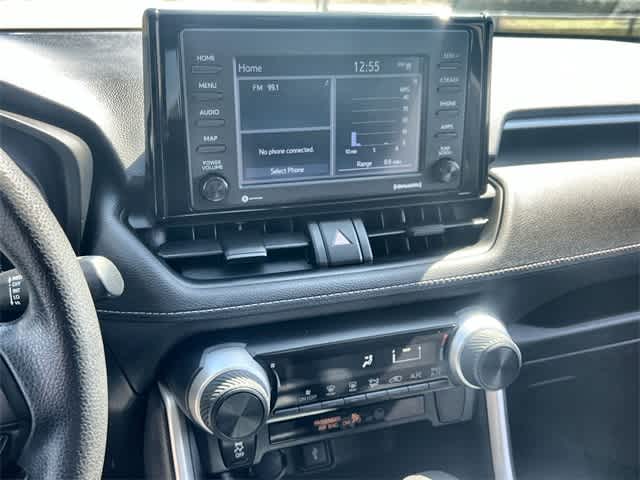 Thumbnail: 2021 Toyota RAV4 - 18