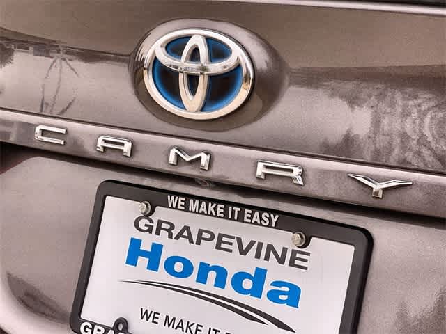 Thumbnail: 2022 Toyota Camry - 9