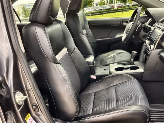 Thumbnail: 2012 Toyota Camry - 12