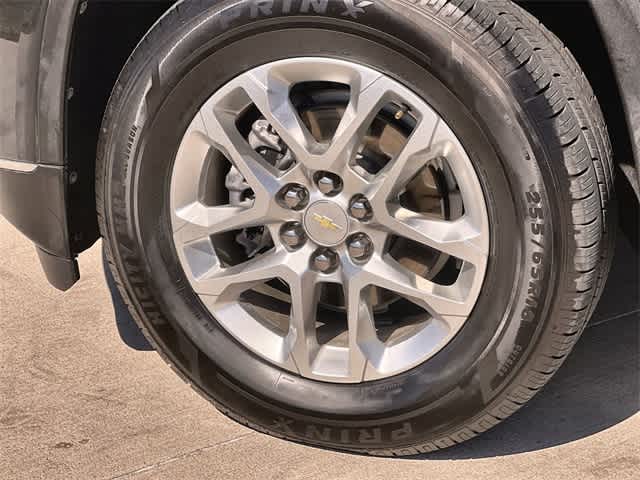 Thumbnail: 2021 Chevrolet Traverse - 9