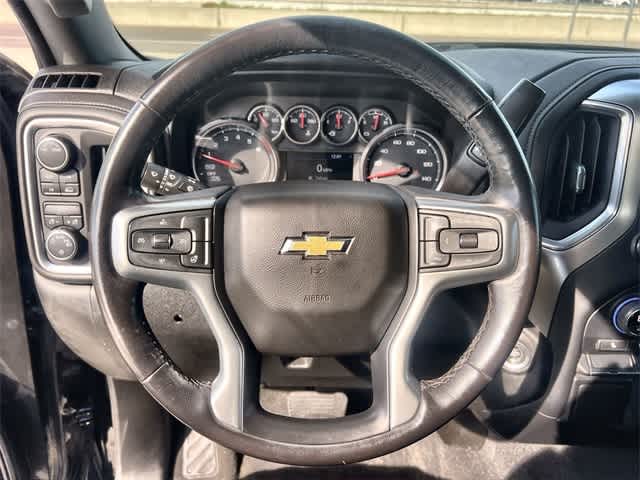 Thumbnail: 2022 Chevrolet Silverado 1500 - 17