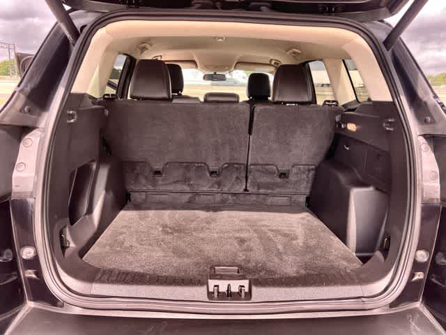 Thumbnail: 2019 Ford Escape - 20