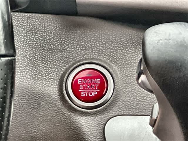 Thumbnail: 2016 Honda Odyssey - 28