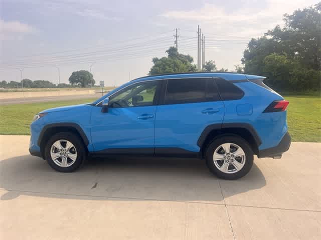 2021 Toyota RAV4 XLE 4