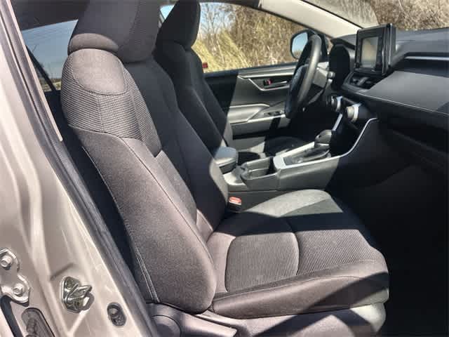 Thumbnail: 2021 Toyota RAV4 - 12