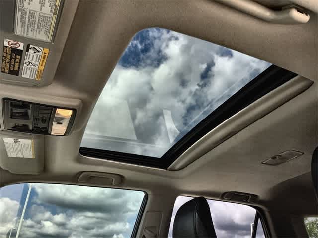 2017 Toyota 4Runner Limited 32