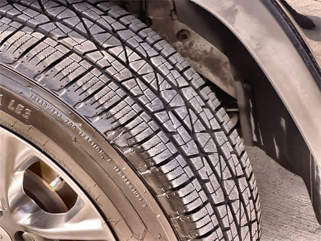 Thumbnail: 2021 Jeep Cherokee - 23