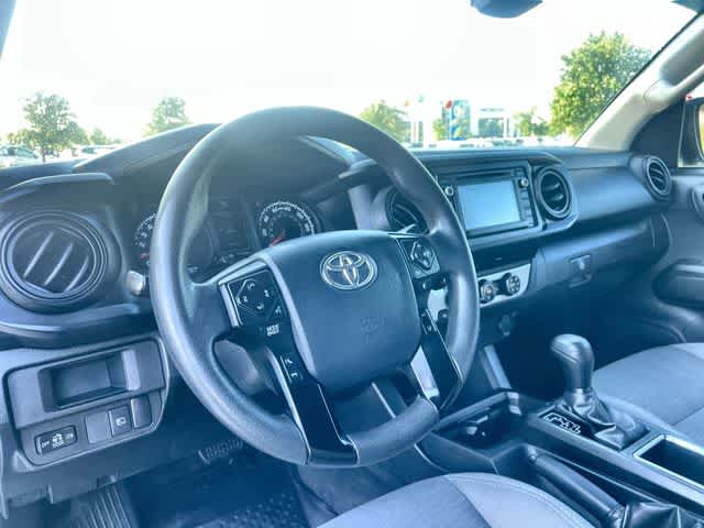 Thumbnail: 2018 Toyota Tacoma - 14